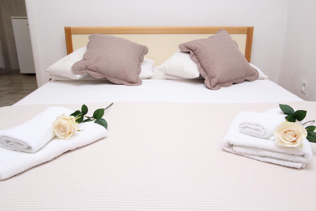 Apartament Old Town Manosa *